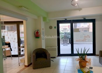 IMG20240124154637.jpg - Locale Commerciale Falconara Marittima - foto 7