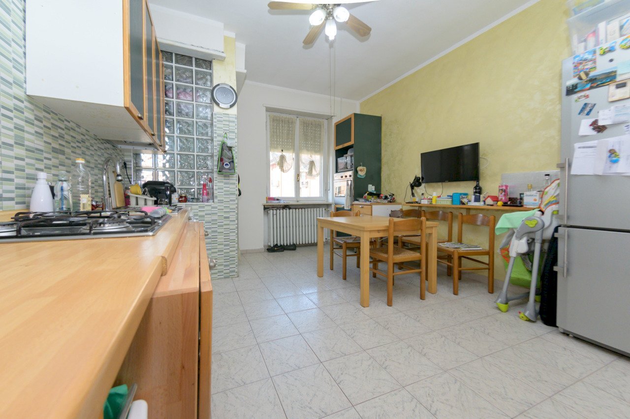 cucina - Appartamento Via delle Pervinche 61 b, Torino - foto 2