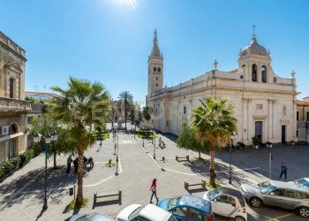 Deposito Fiumefreddo (31).jpg - Commercial Premises Via Antonio Gramsci 3434, Fiumefreddo di Sicilia - photo 8