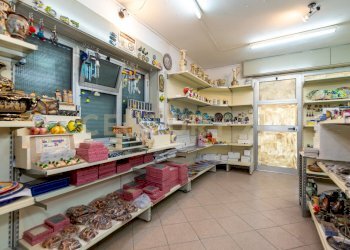 Deposito Fiumefreddo (11).jpg - Commercial Premises Via Antonio Gramsci 3434, Fiumefreddo di Sicilia - photo 12