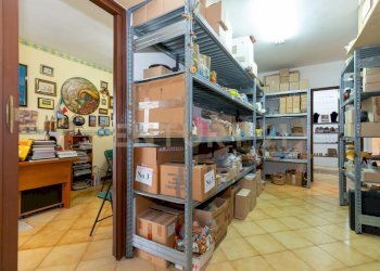 Deposito Fiumefreddo (22).jpg - Commercial Premises Via Antonio Gramsci 3434, Fiumefreddo di Sicilia - photo 19