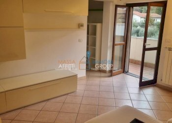 1234415_jpdq87gv.jpg - Mansarda Via degli Obertenghi 2, Massa - foto 3