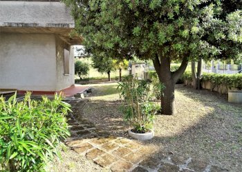 ESTERNO - Villa Montemarciano - foto 1