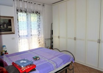 camera matromoniale - Appartamento Trecastelli - foto 20