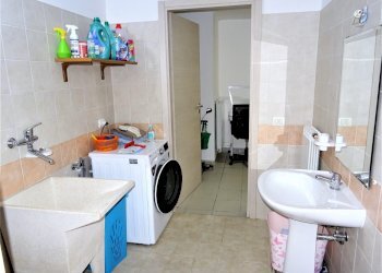 bagno taverna - Appartamento Trecastelli - foto 29