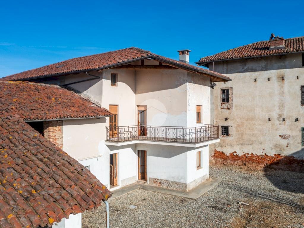 Semi-detached house Via Costa Trucchi, Marene - photo 1