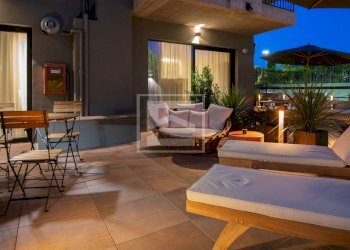 Hotel - Accommodation facility via Arici, Sirmione - photo 23