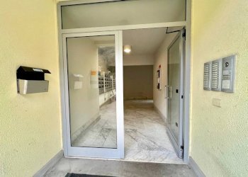 16 - Bilocale via Varenna, Genova (zona Pegli) - foto 16