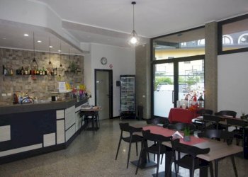 Interno non residenziale - Bar Tavola Calda - Fredda corso Sempione, 11, Gallarate - foto 2