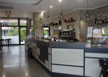 Interno non residenziale - Bar Tavola Calda - Fredda corso Sempione, 11, Gallarate - foto 6