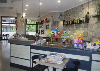 Interno non residenziale - Bar Tavola Calda - Fredda corso Sempione, 11, Gallarate - foto 7