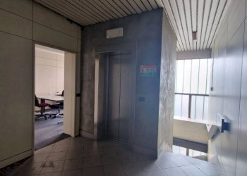 . - Capannone via Piave, Pero - foto 28