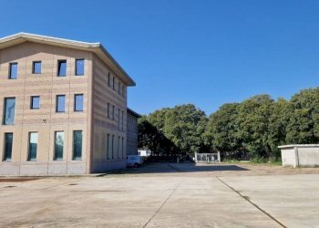 Facciata - Capannone via Valera, 16, Rho - foto 29