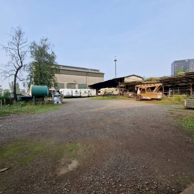 . - Capannone strada Statale del Sempione, 191, Pero - foto 3