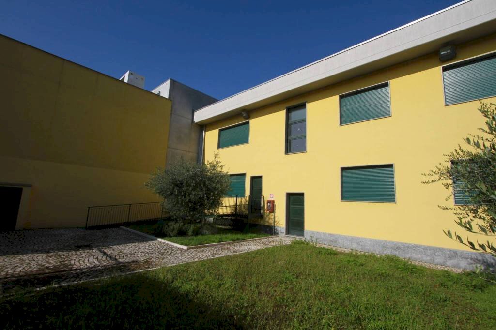 . - Ufficio via Antonio Gramsci, 18, Pero - foto 1