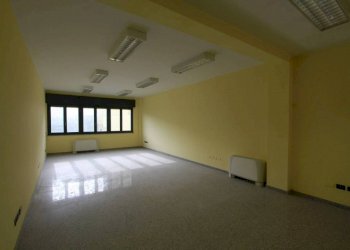 . - Ufficio via Antonio Gramsci, 18, Pero - foto 12