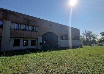 Facciata - Capannone via Valera, 16, Rho - foto 30