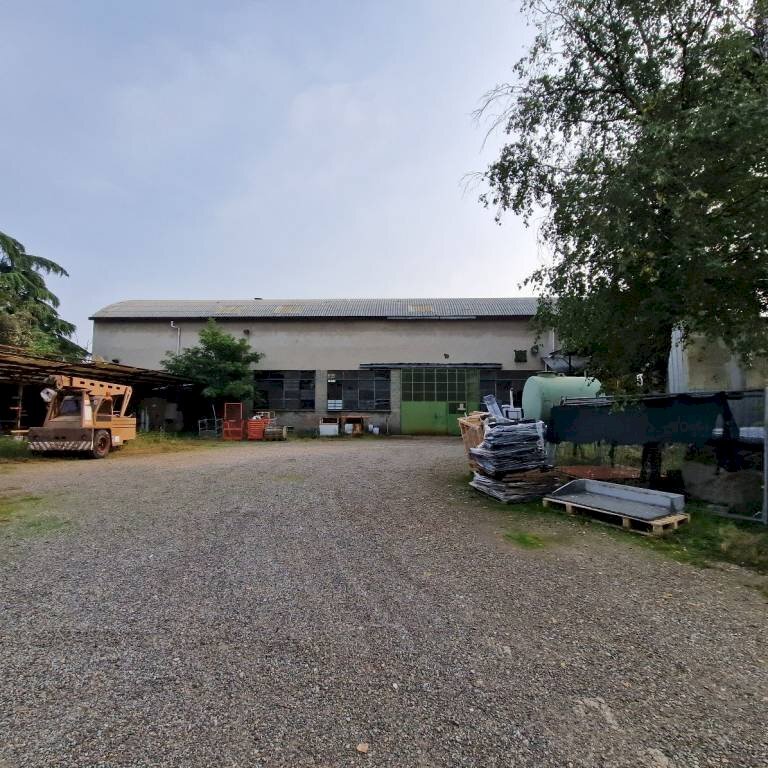 . - Capannone strada Statale del Sempione, 191, Pero - foto 3