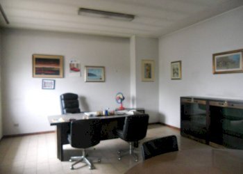 . - Capannone strada Statale del Sempione, 191, Pero - foto 10