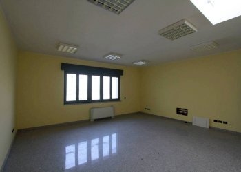 . - Ufficio via Antonio Gramsci, 18, Pero - foto 4