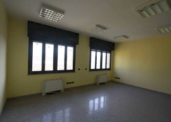 . - Ufficio via Antonio Gramsci, 18, Pero - foto 6