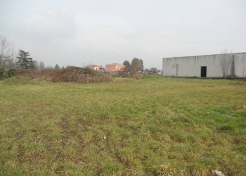 . - Terreno edificabile via Corno, 2, Cairate - foto 3