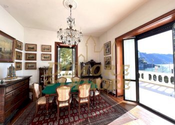 Zona Pranzo nel Salone - Villa Viale Garibaldi 68, Maccagno con Pino e Veddasca - foto 12