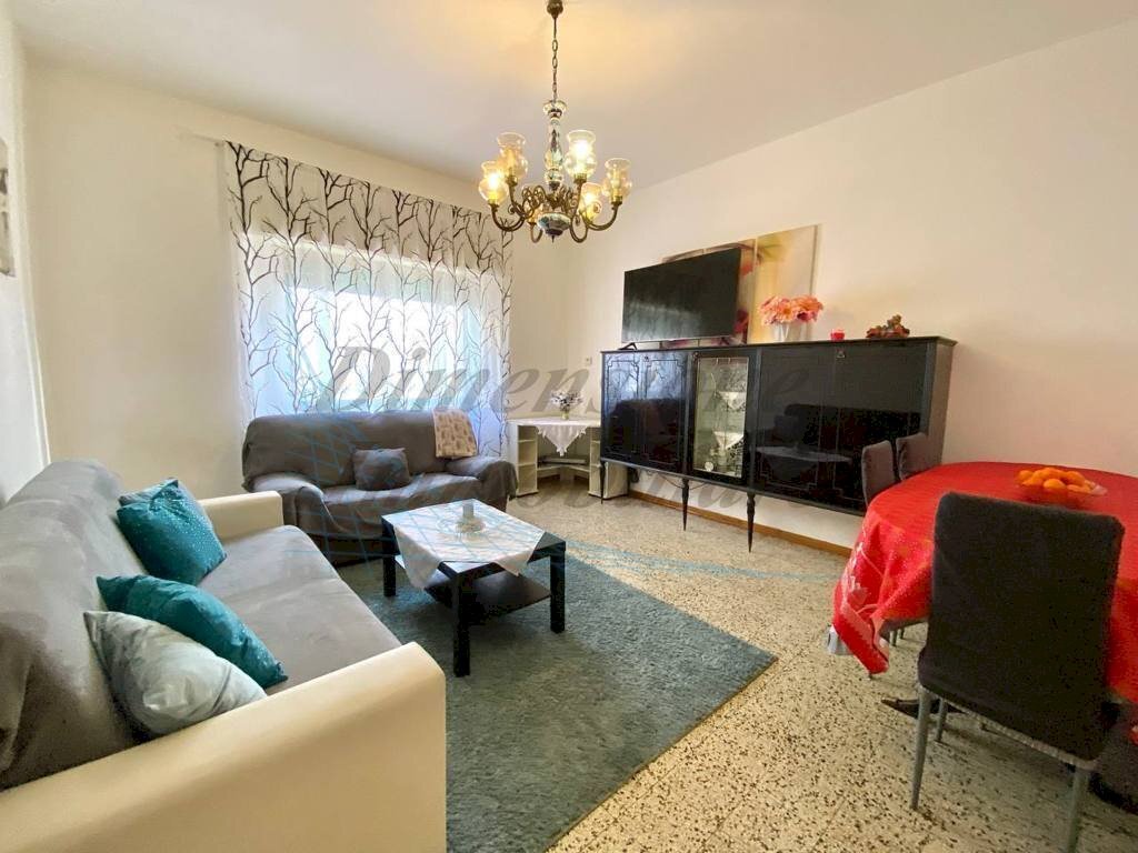 photo_5897712975219900043_y (FILEminimizer).jpg - Casa indipendente Viale Italia, Cecina - foto 3