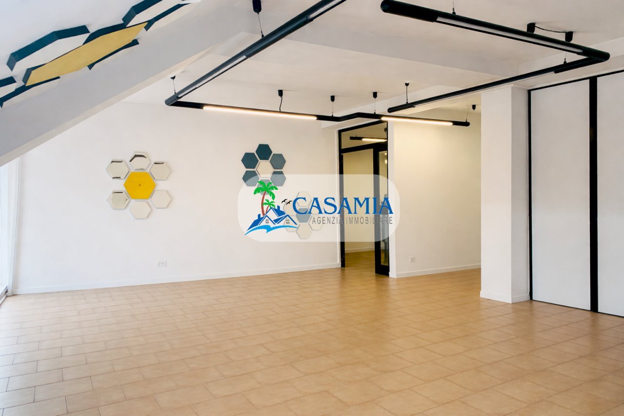 Ufficio San Benedetto Del Tronto Agenzia Immobilia - Ufficio via Mattei 1, San Benedetto del Tronto - foto 1