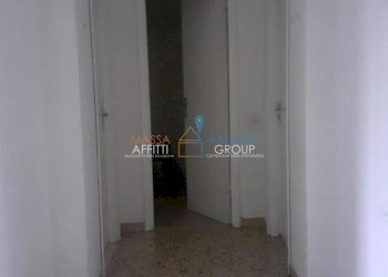 1242471_98twim52v.jpg - Quadrilocale Viale Eugenio Chiesa 7, Massa - foto 5