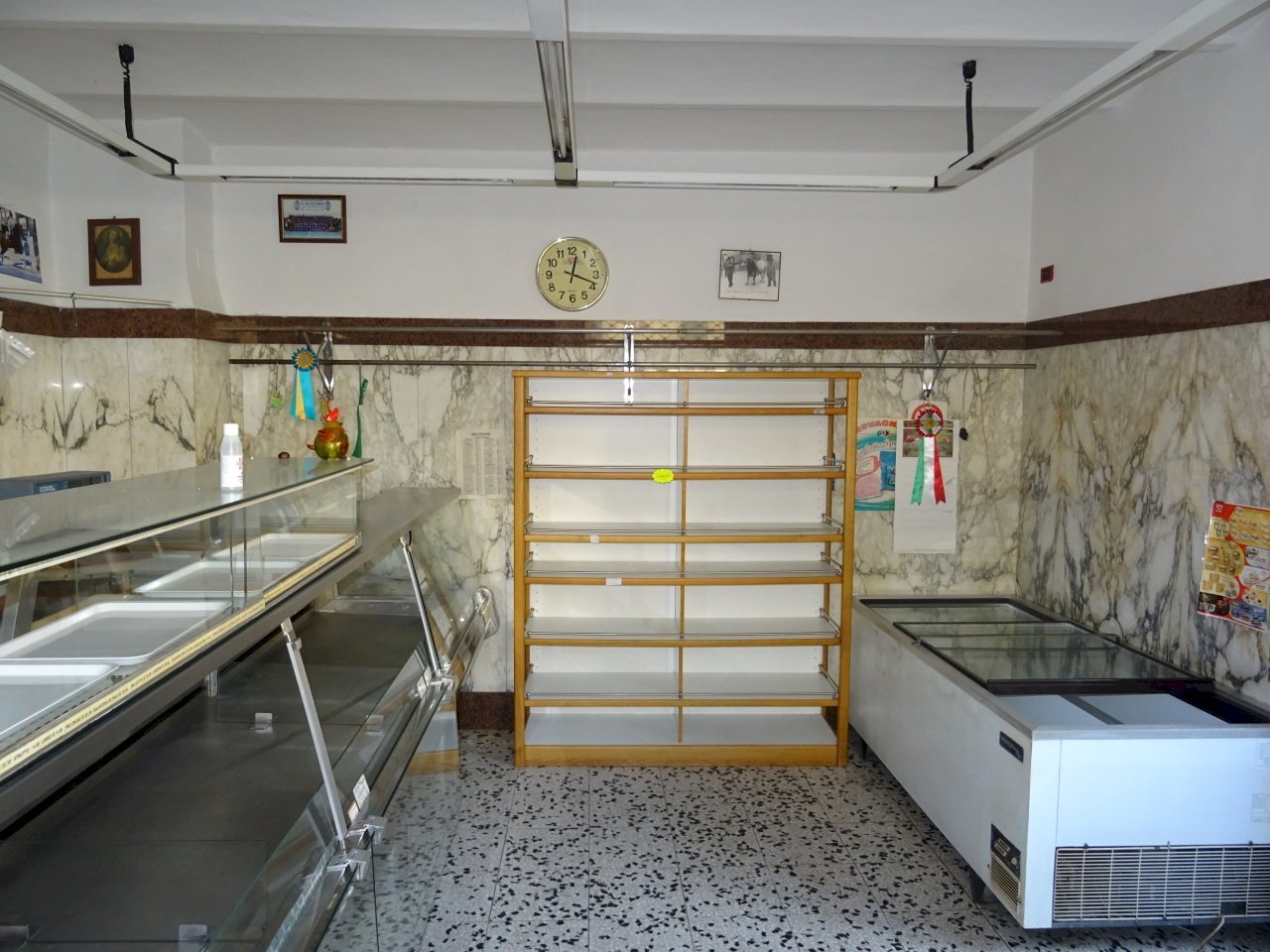 interno - Locale Commerciale Falconara Marittima - foto 3