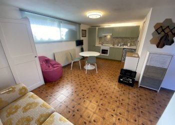 IMG_2781_modificata.jpg - Porzione di casa Viale Giovanni da Verrazzano 17, Carrara - foto 3