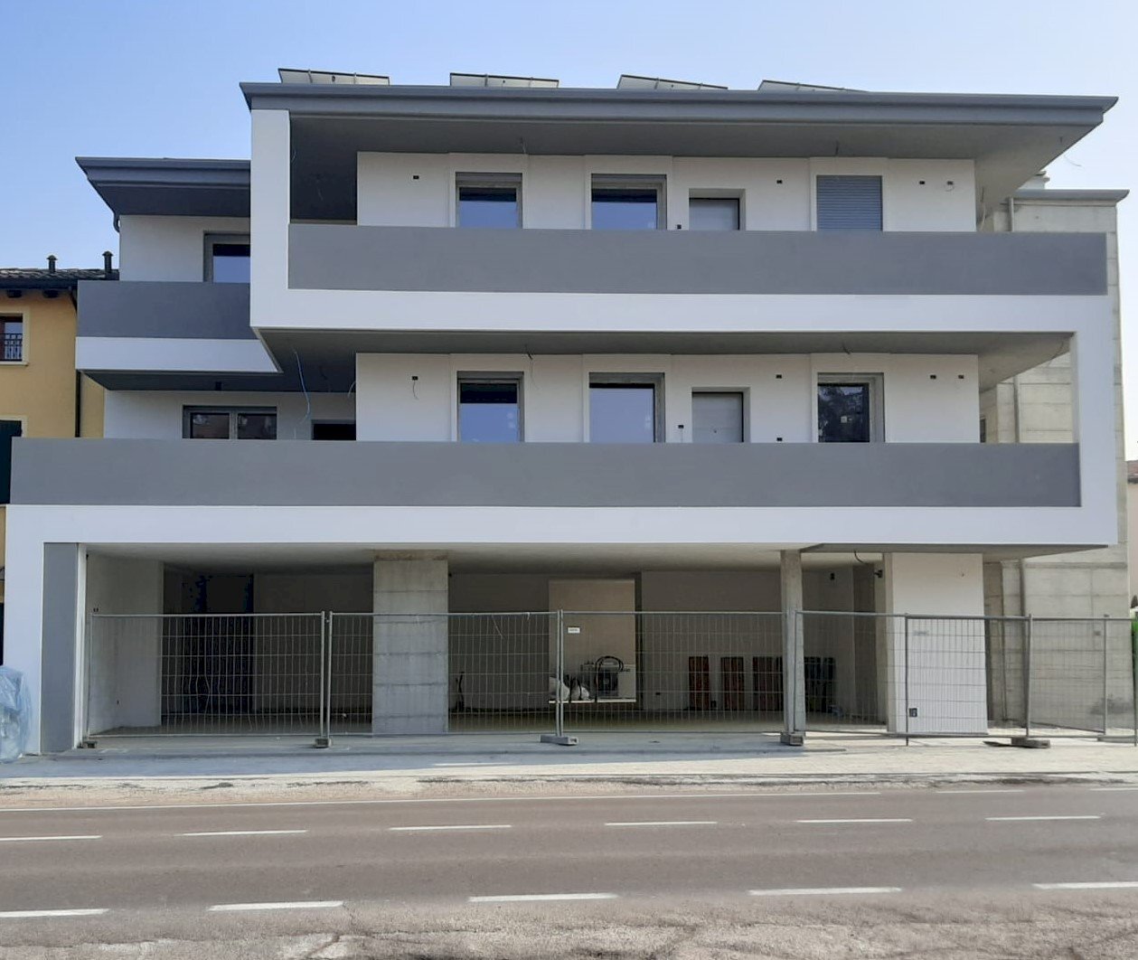 Negozio Reggio nell'Emilia - foto 1