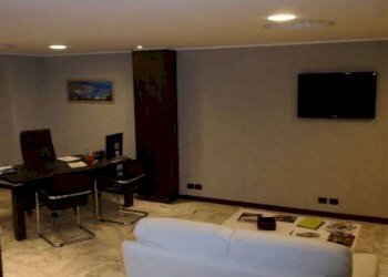 Salone - Negozio corso Felice Cavallotti, 84, Sanremo - foto 7