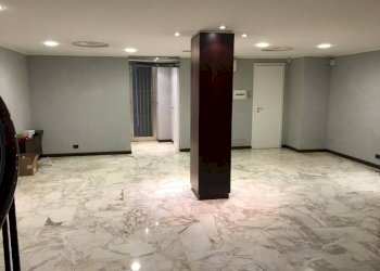 Stanza non arredata - Negozio corso Felice Cavallotti, 84, Sanremo - foto 2