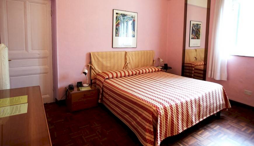 Camera da letto - Negozio via Nizza, 57, Torino (zona San Salvario) - foto 1