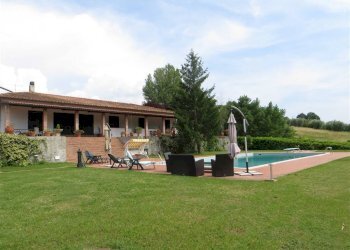 Villa Crespina Lorenzana - photo 1