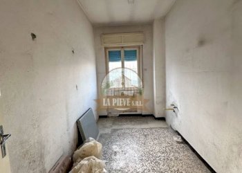 Stanza non arredata - Capannone strada Provinciale dei Giovi di Serravalle, 5, Bosco Marengo - foto 12