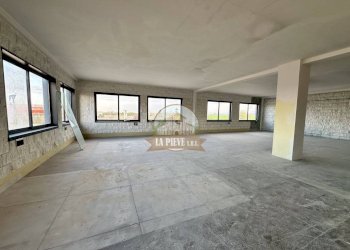 Interno non residenziale - Capannone strada Provinciale dei Giovi di Serravalle, 5, Bosco Marengo - foto 16