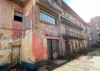 ESTERNO - Casa indipendente via Isonzo, Venegono Inferiore - foto 2