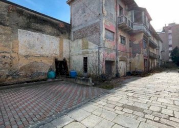 ESTERNO - Casa indipendente via Isonzo, Venegono Inferiore - foto 7