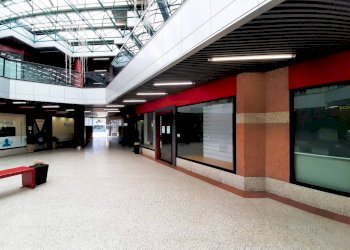 Interno non residenziale - Shop largo Alberto Pedrini, 1, Sondrio - photo 4