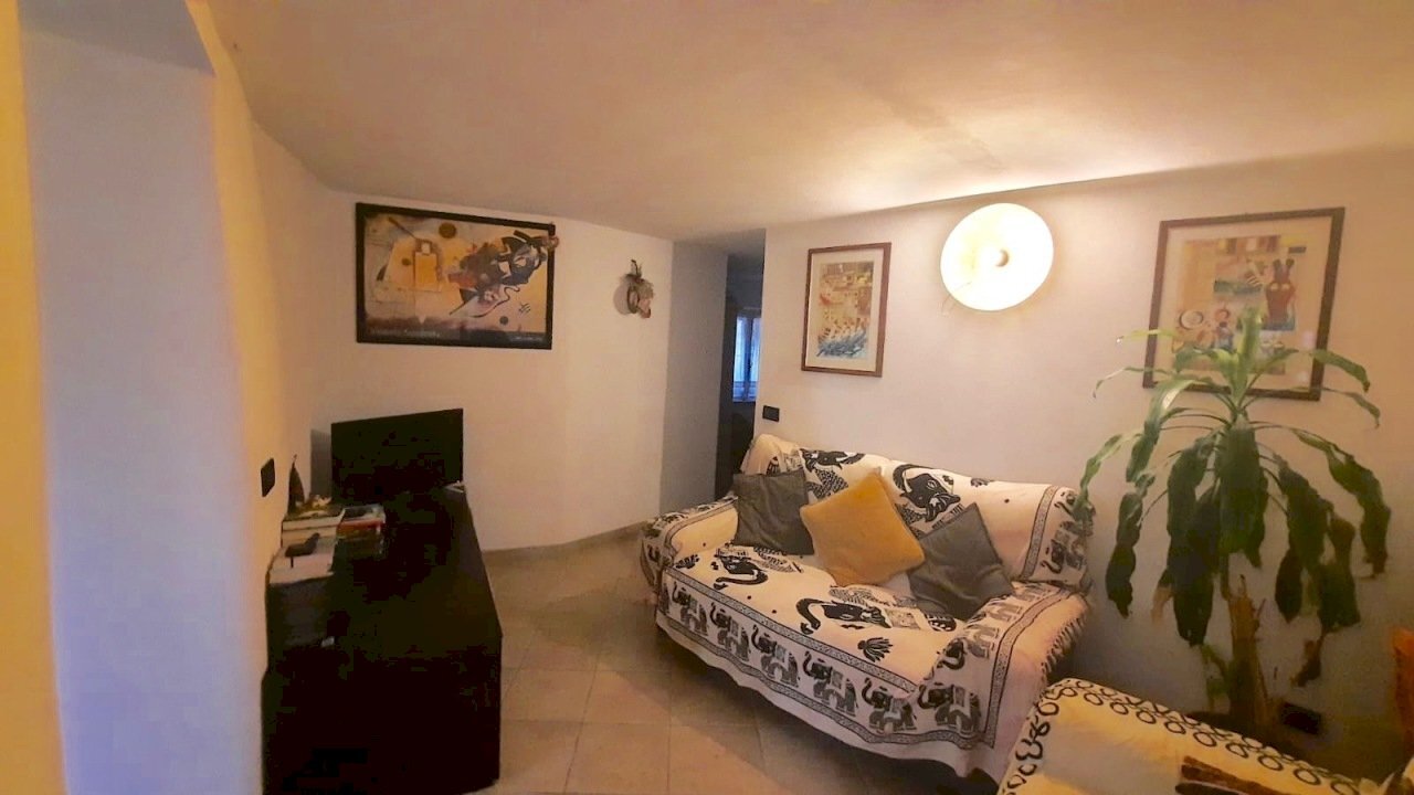 7cba36ae-74b1-4567-8629-2a35f43250d7.jpg - Porzione di casa Arcola - foto 2