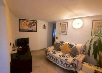 7cba36ae-74b1-4567-8629-2a35f43250d7.jpg - Porzione di casa Arcola - foto 2