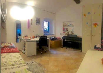 409e1009-b79a-4ff4-9d83-524887eeb2da.jpg - Porzione di casa Arcola - foto 10