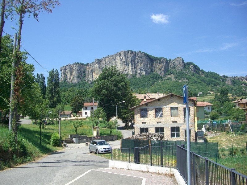Rustic Castelnovo ne' Monti - photo 2