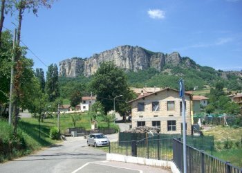 Rustic Castelnovo ne' Monti - photo 2