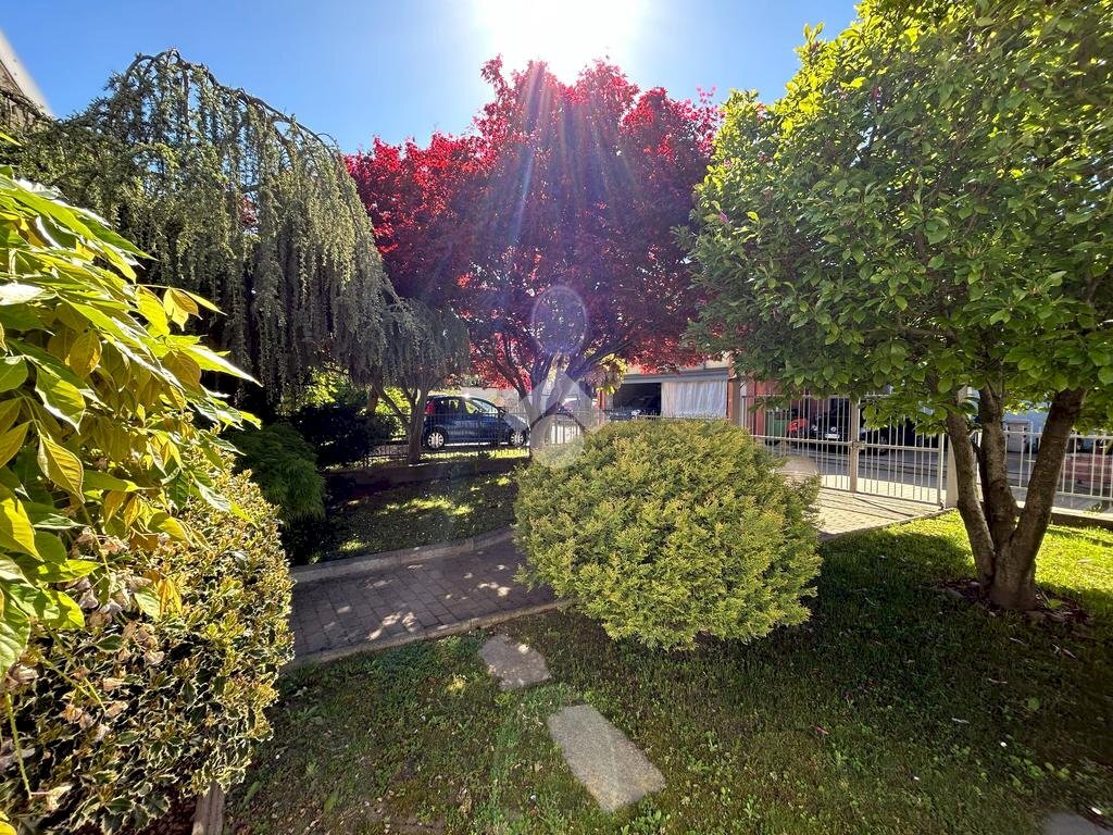 Semi-detached house Frazione Tetti Peretti, Carignano - photo 3