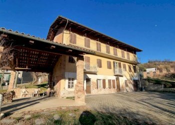Facciata - Rustico Frazione San Matteo Buarina, Cisterna d'Asti - foto 5