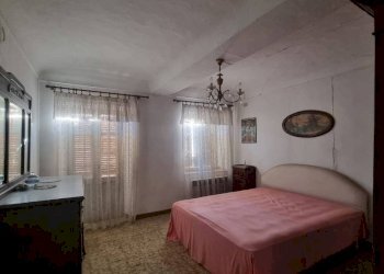 Camera da letto - Rustico Frazione San Matteo Buarina, Cisterna d'Asti - foto 8